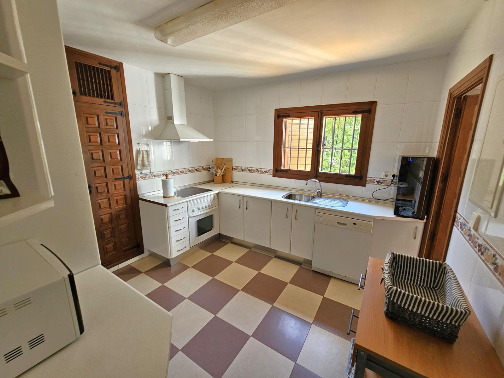 6 Bed, 3 Bath, HouseFor Sale, Javea, Alicante