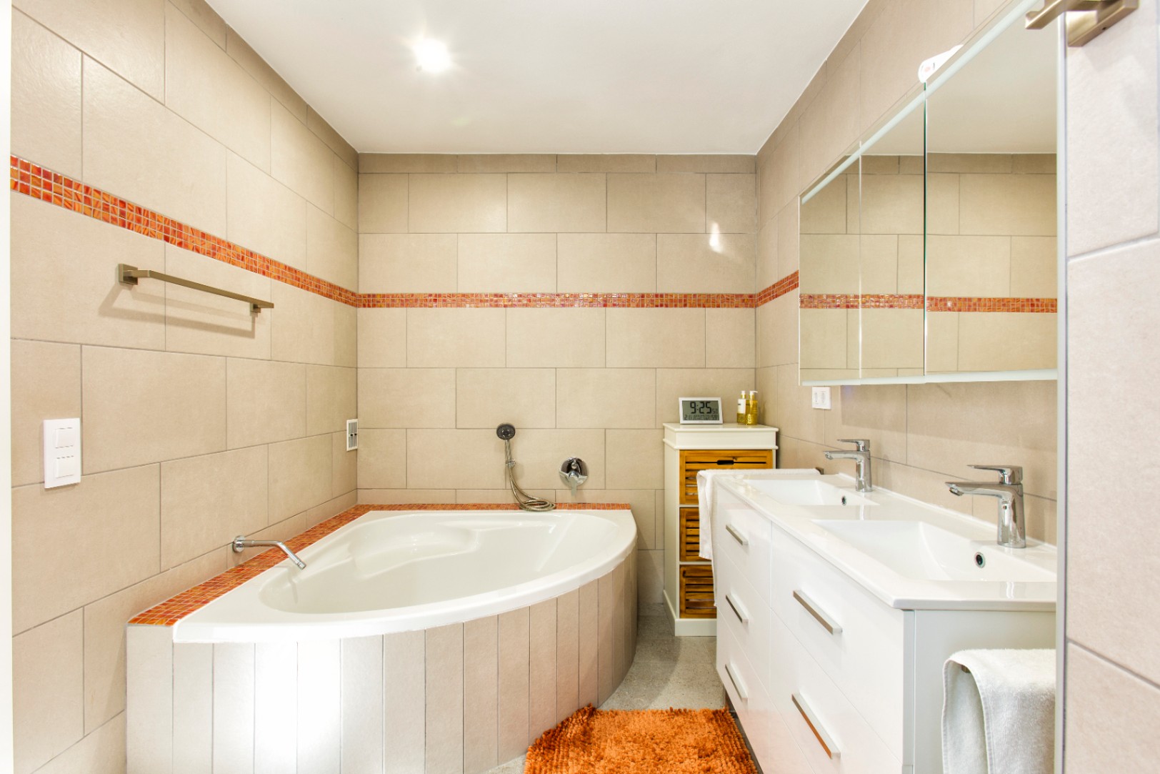 5 Bed, 3 Bath, HouseFor Sale, Benissa, Alicante