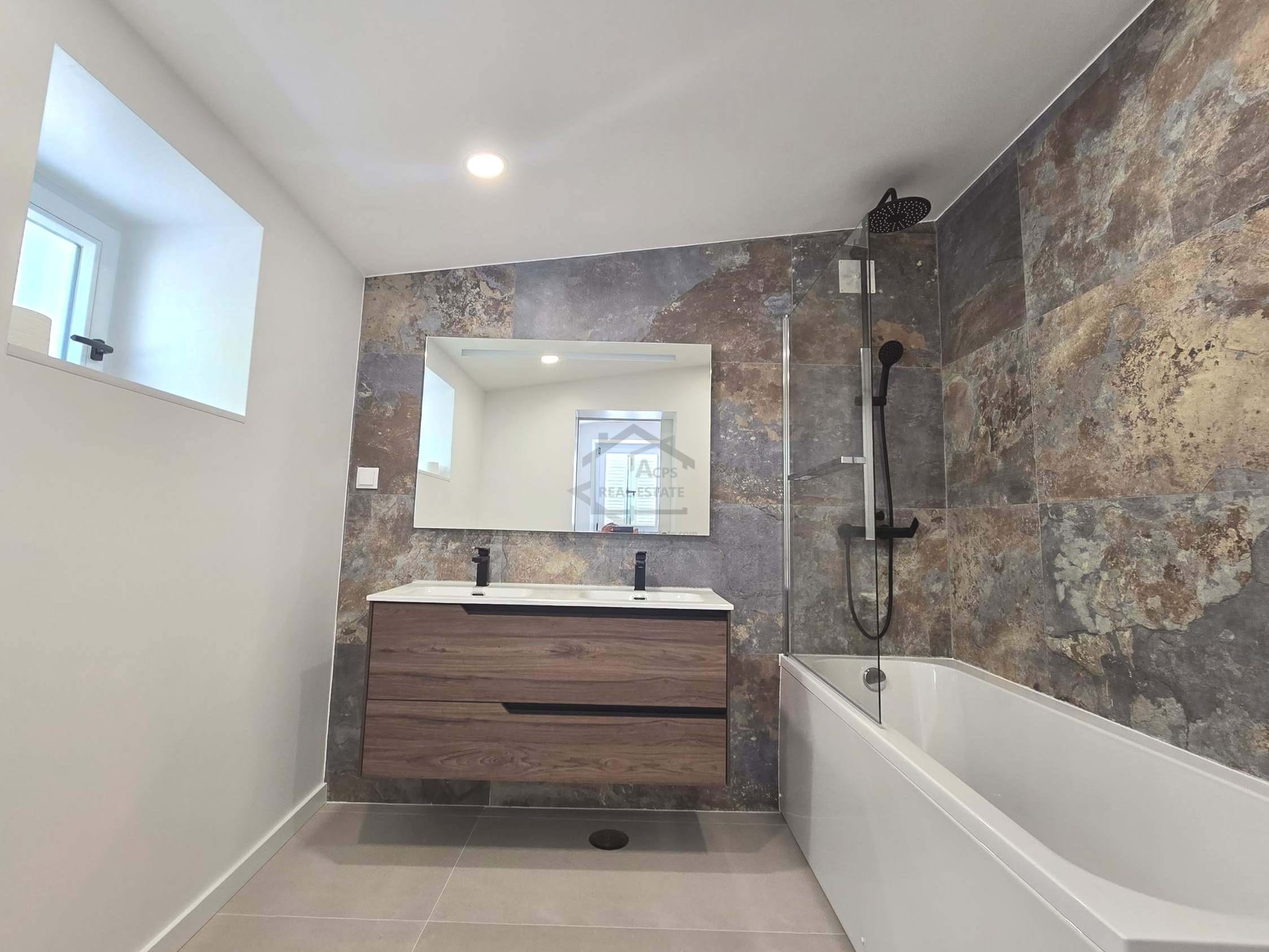 3 Bed, 3 Bath, HouseFor Sale, Faro, Faro, 8005-414