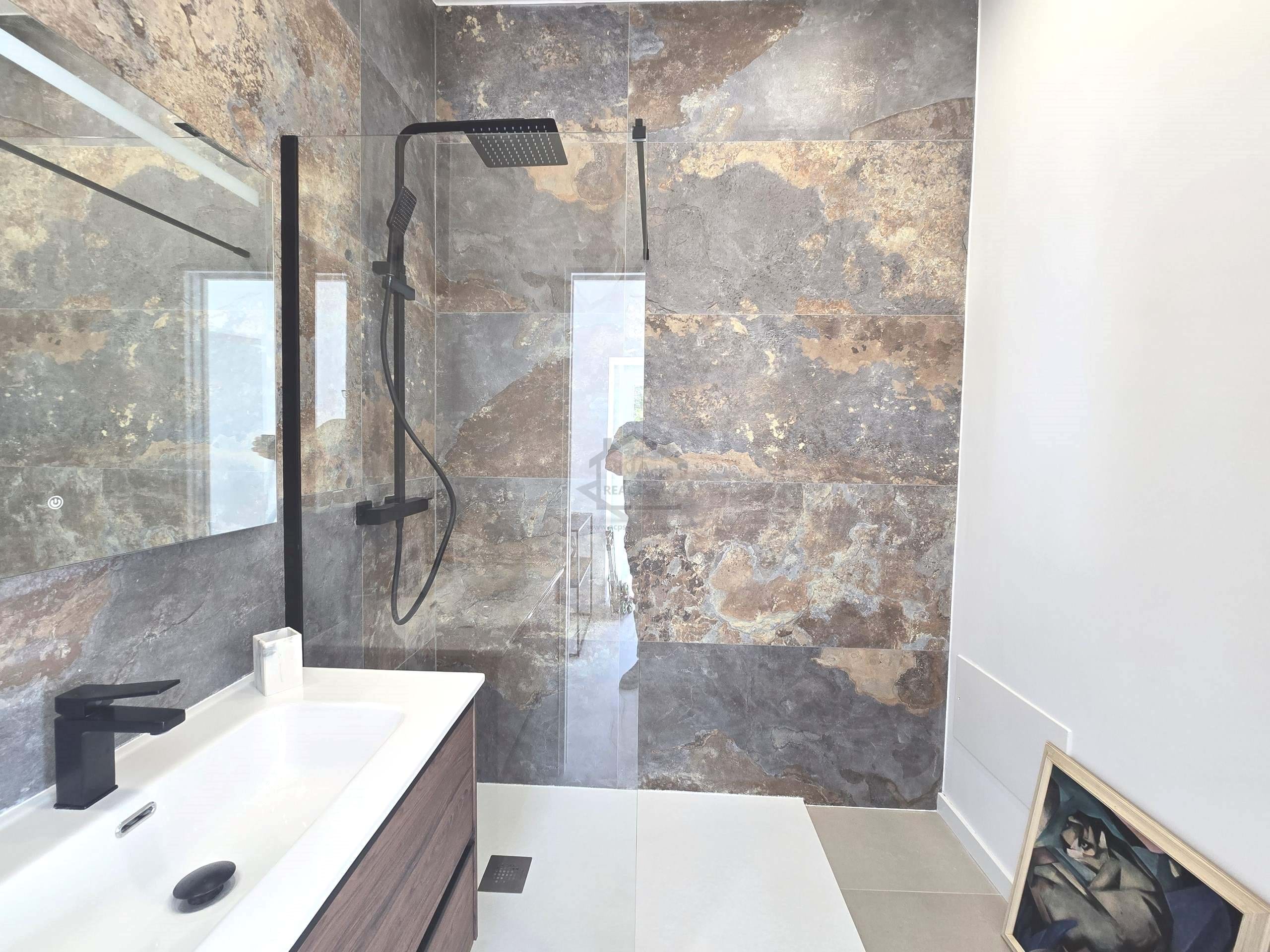 3 Bed, 3 Bath, HouseFor Sale, Faro, Faro, 8005-414