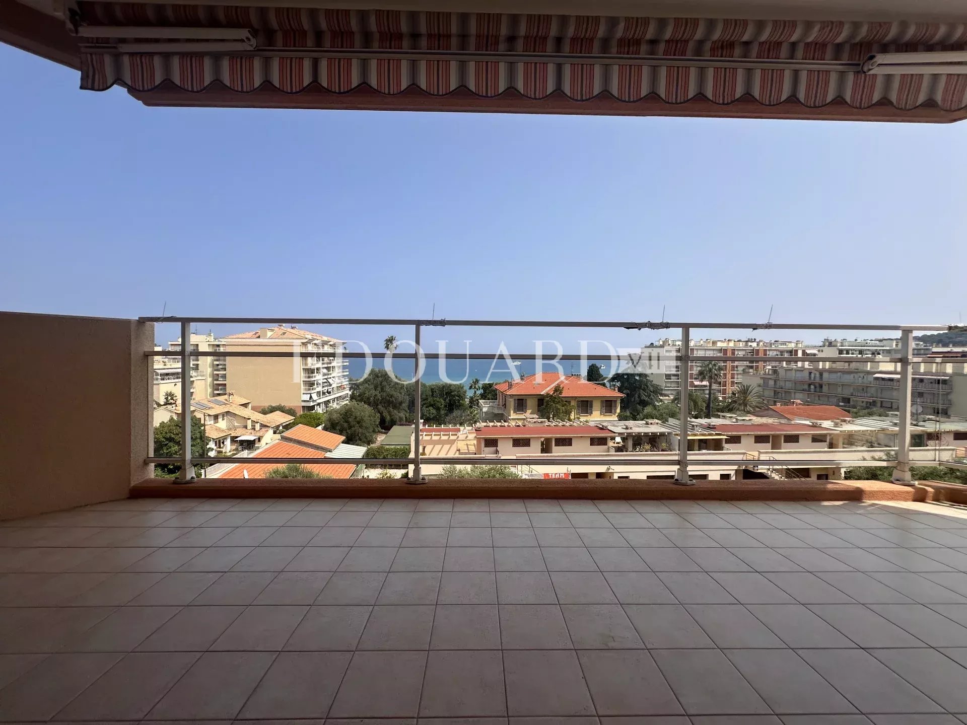 2 Bed, 1 Bath, ApartmentFor Sale, Roquebrune-Cap-Martin, Alpes-Maritimes