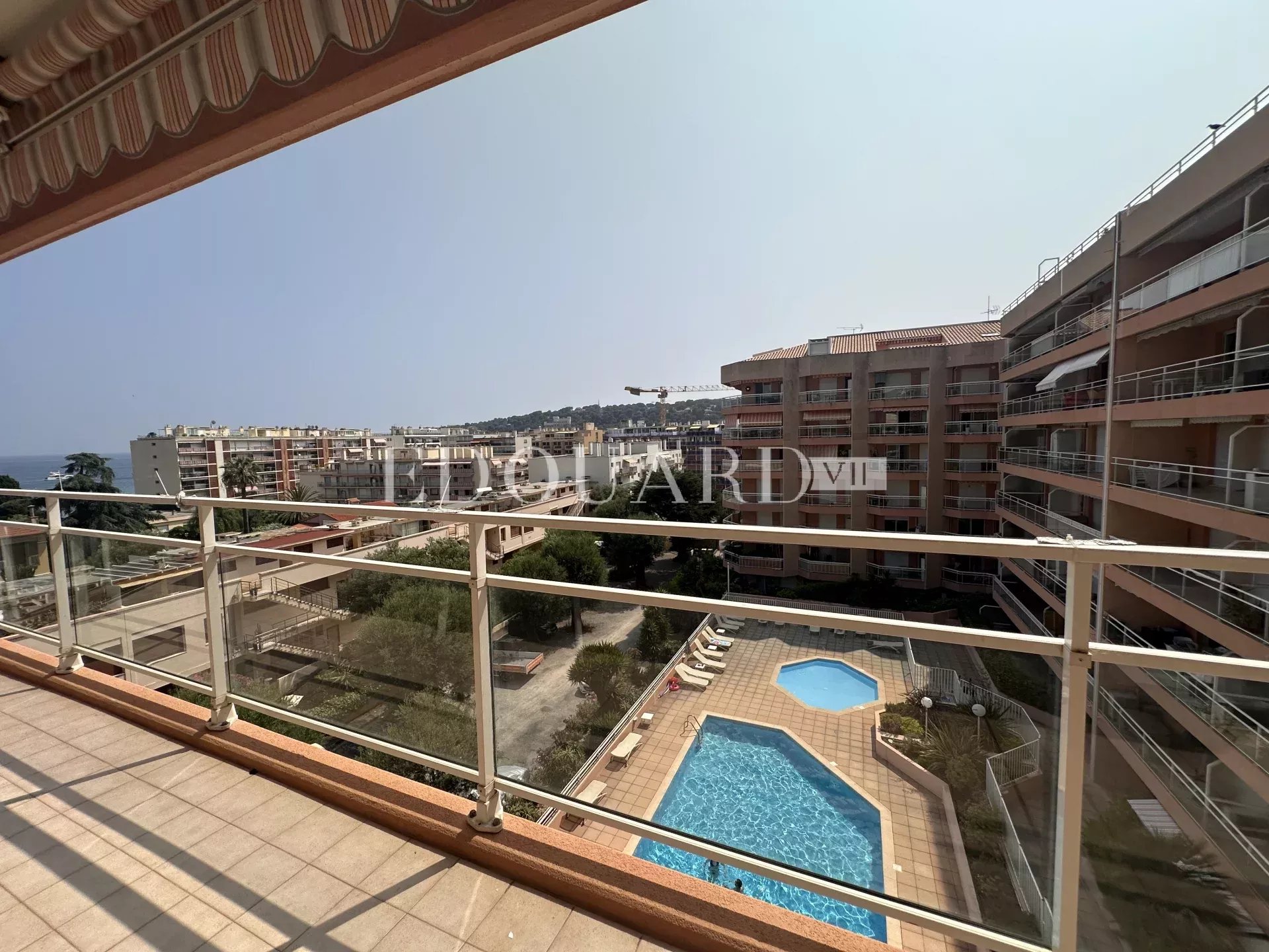 2 Bed, 1 Bath, ApartmentFor Sale, Roquebrune-Cap-Martin, Alpes-Maritimes