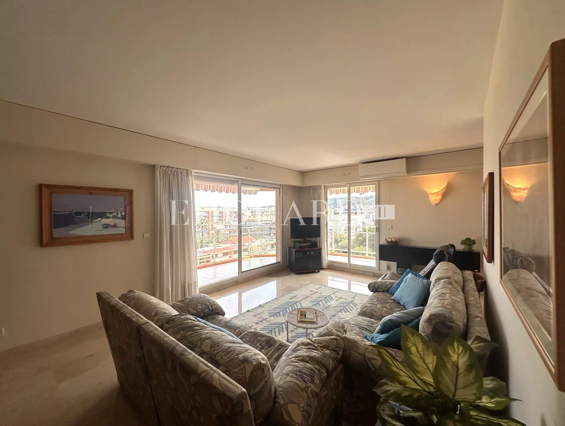 2 Bed, 1 Bath, ApartmentFor Sale, Roquebrune-Cap-Martin, Alpes-Maritimes