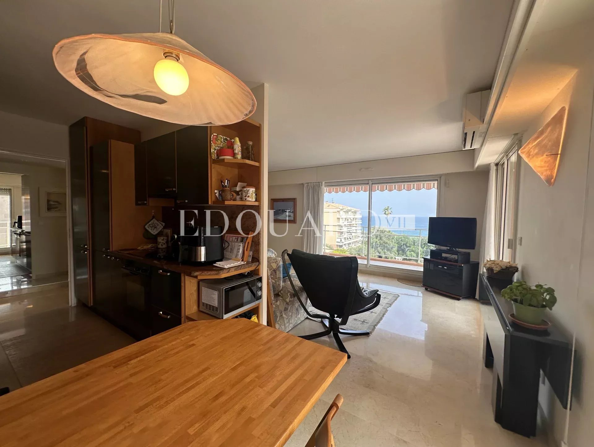 2 Bed, 1 Bath, ApartmentFor Sale, Roquebrune-Cap-Martin, Alpes-Maritimes