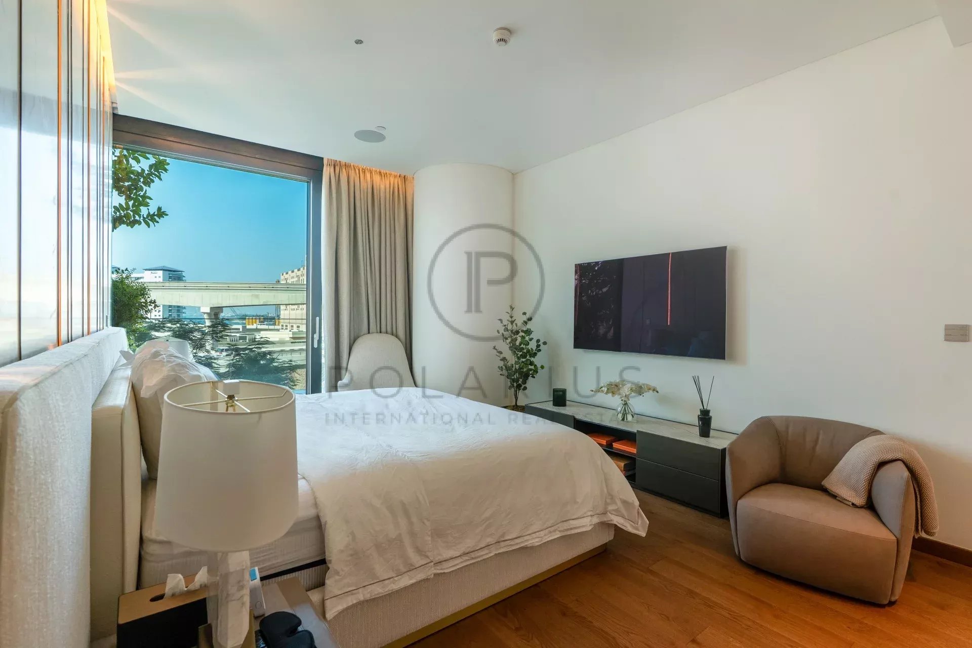 3 Bed, 3 Bath, ApartmentFor Sale, Palm Jumeirah, Dubai