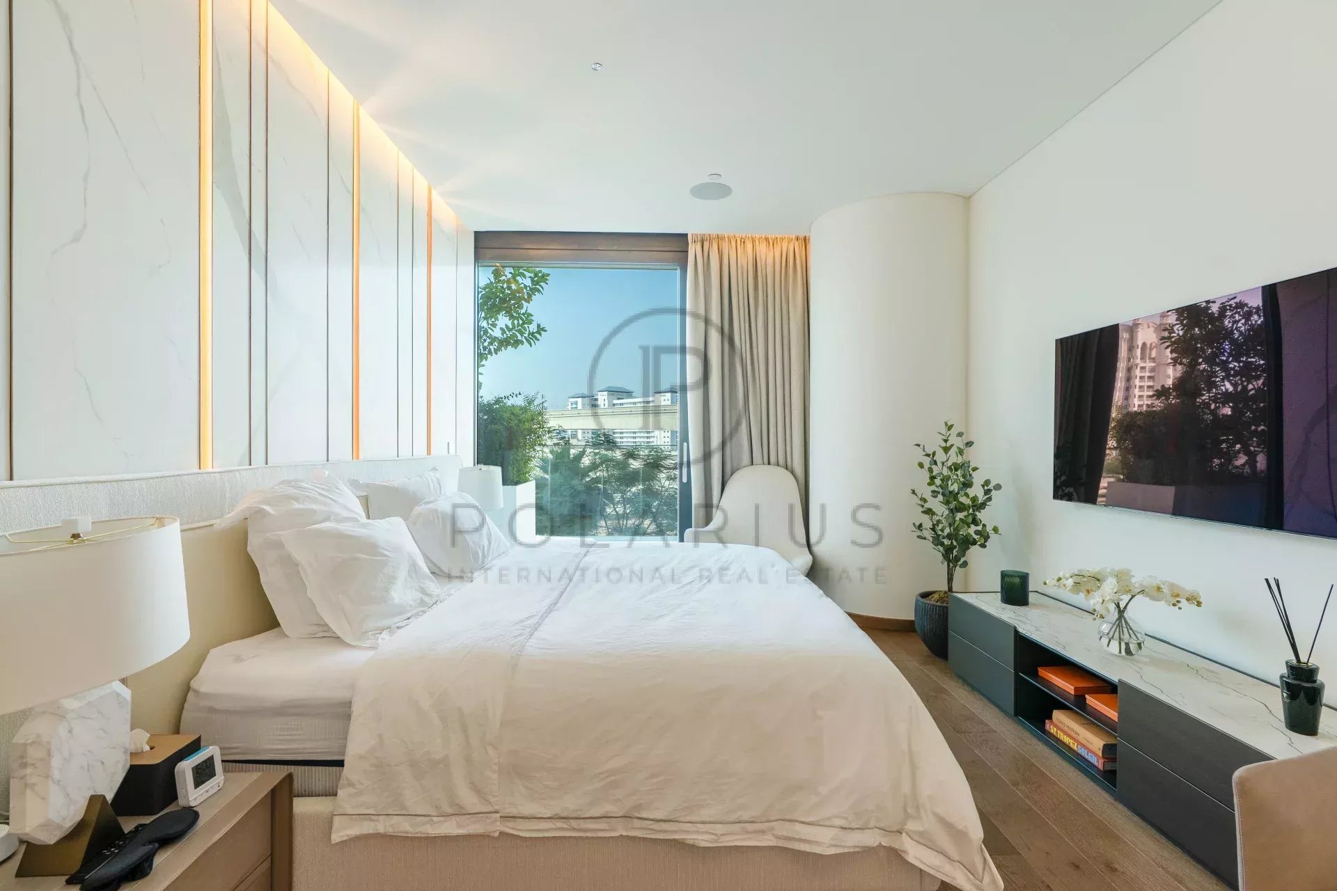 3 Bed, 3 Bath, ApartmentFor Sale, Palm Jumeirah, Dubai