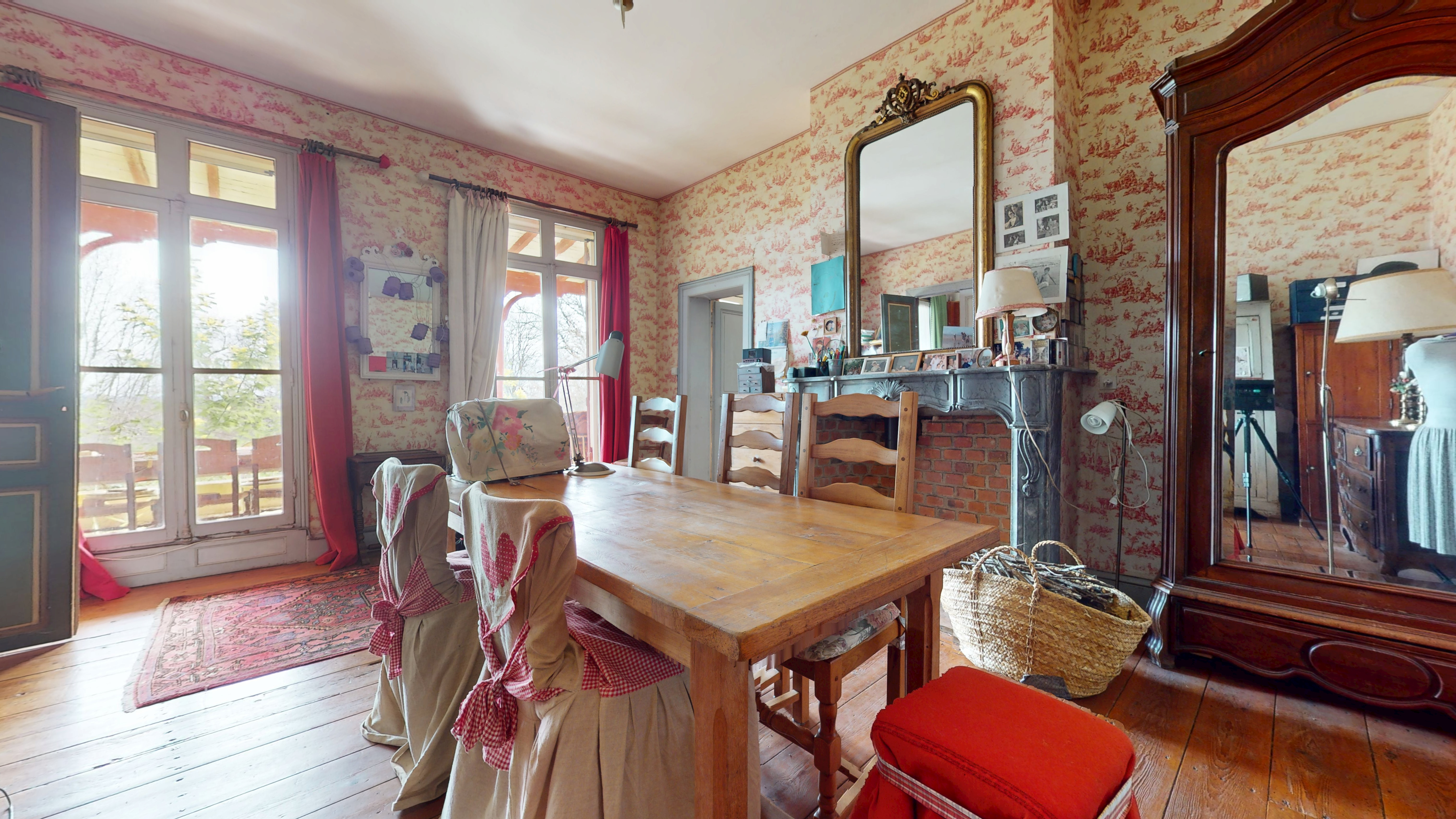 9 Bed, 1 Bath, HouseFor Sale, Bergerac, Dordogne, Aquitaine, 24100