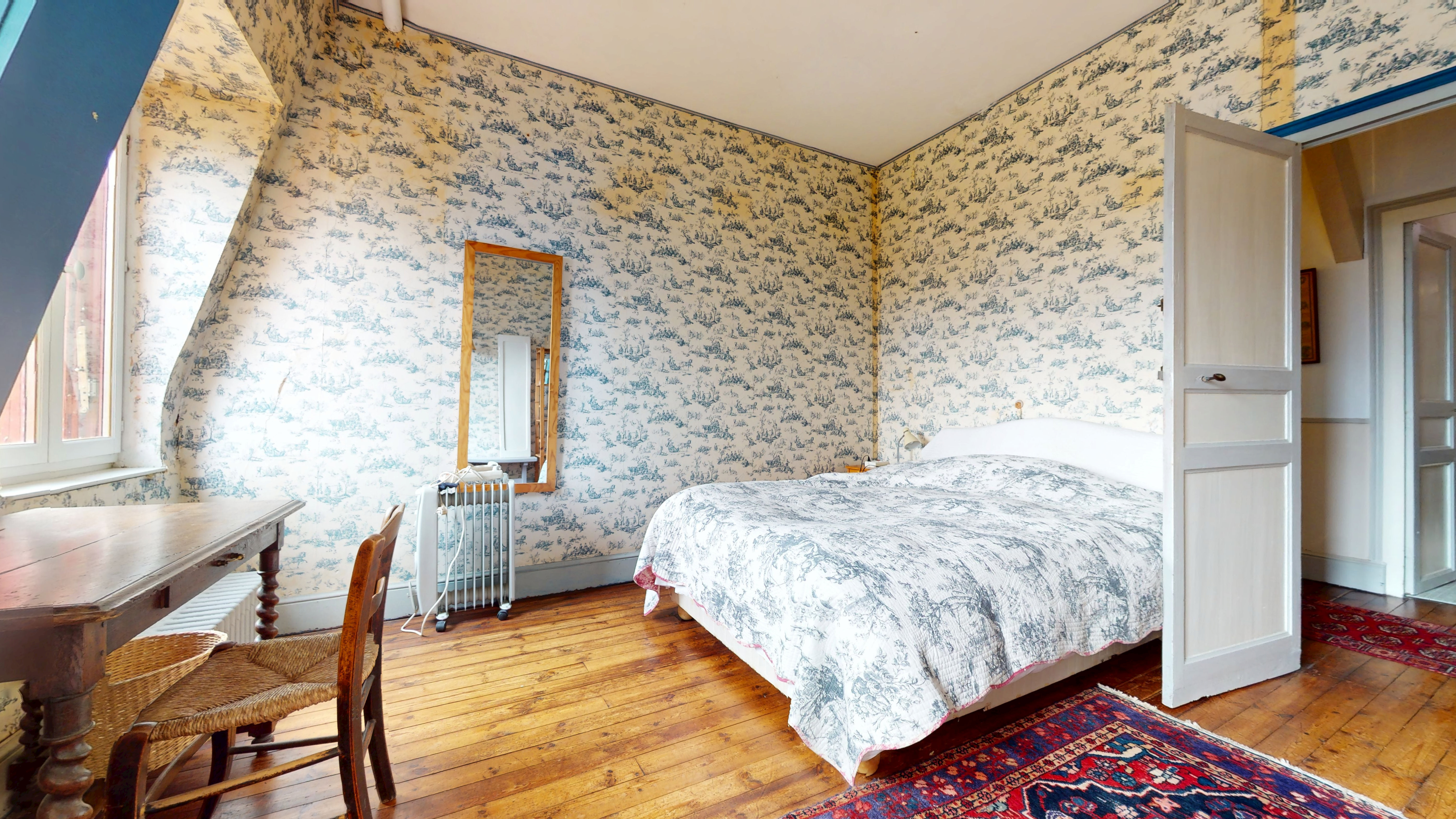 9 Bed, 1 Bath, HouseFor Sale, Bergerac, Dordogne, Aquitaine, 24100