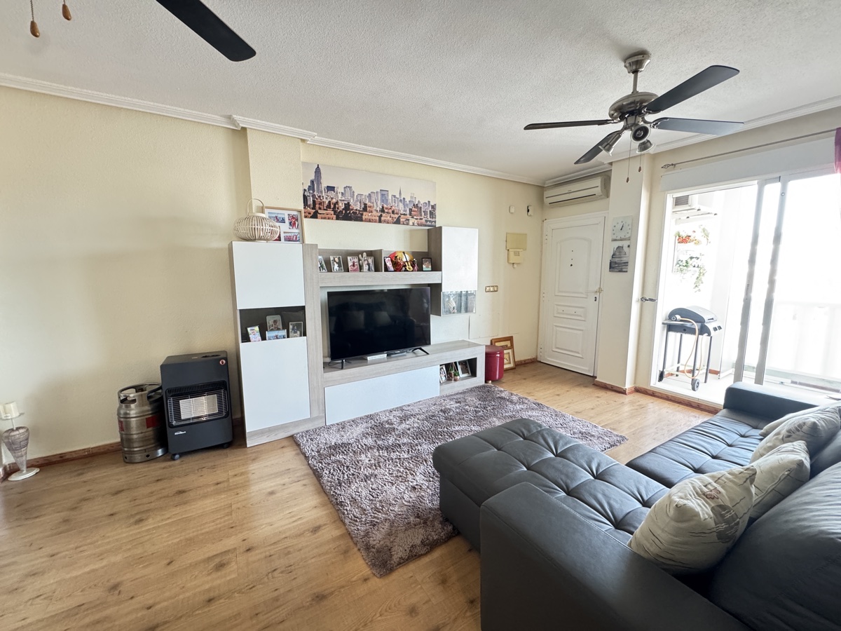 2 Bed, 1 Bath, ApartmentFor Sale, Villamartin, Alicante