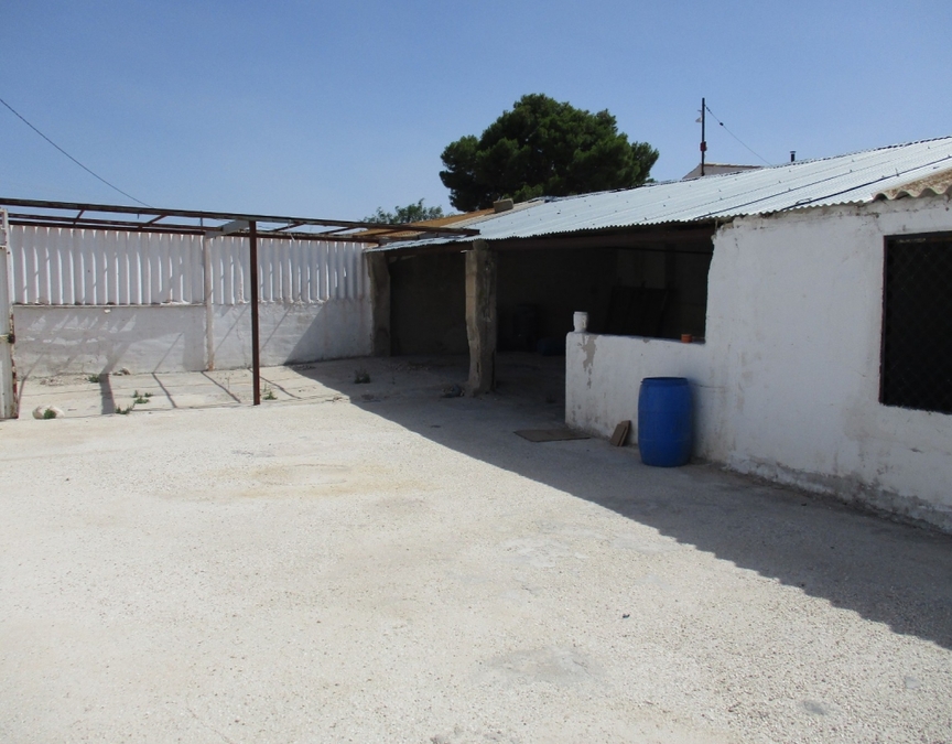 4 Bed, 1 Bath, HouseFor Sale, Crevillente, Alicante