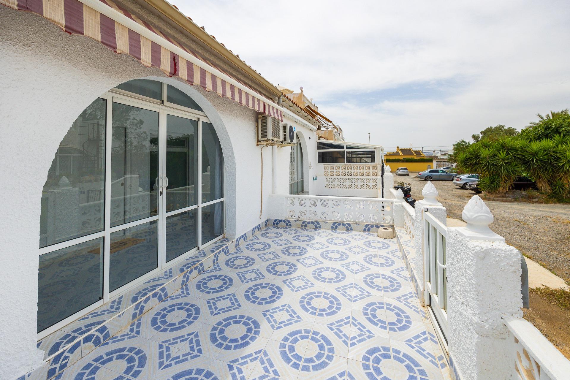 2 Bed, 1 Bath, HouseFor Sale, Torrevieja, Alicante
