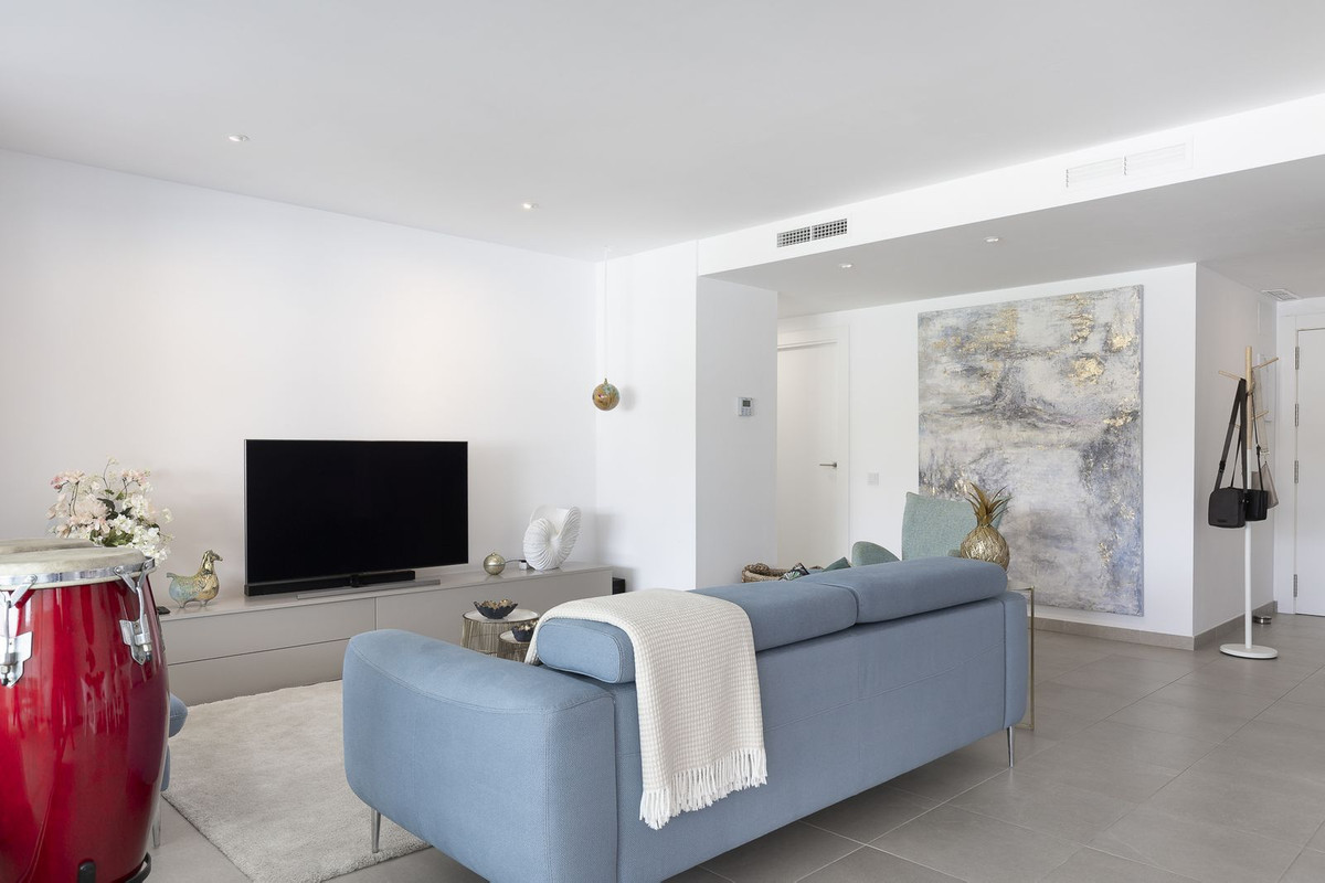 3 Bed, 2 Bath, ApartmentFor Sale, Casares, Malaga
