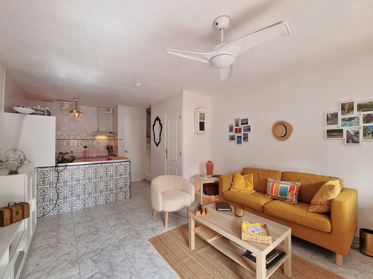 2 Bed, 2 Bath, HouseFor Sale, Punta Chullera, Malaga