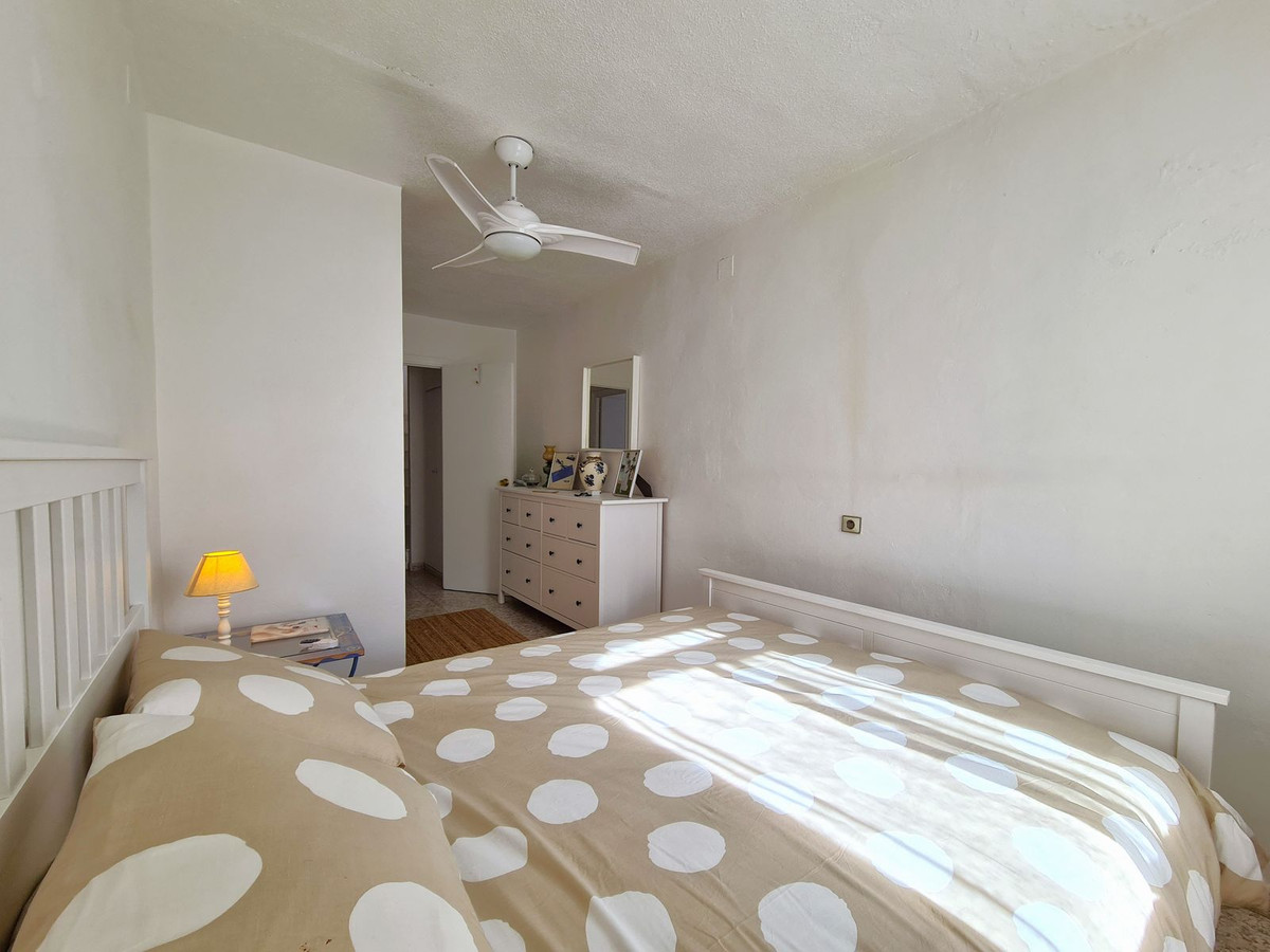 2 Bed, 2 Bath, HouseFor Sale, Punta Chullera, Malaga