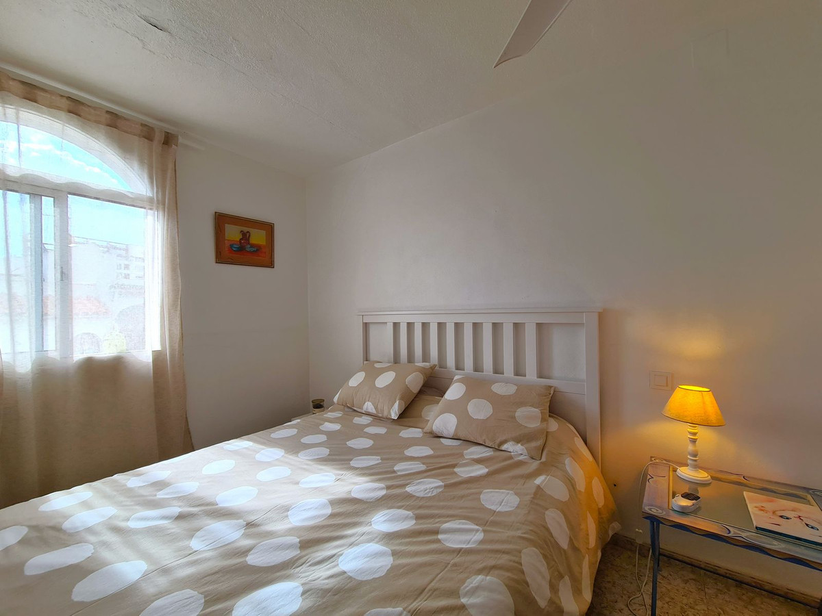 2 Bed, 2 Bath, HouseFor Sale, Punta Chullera, Malaga