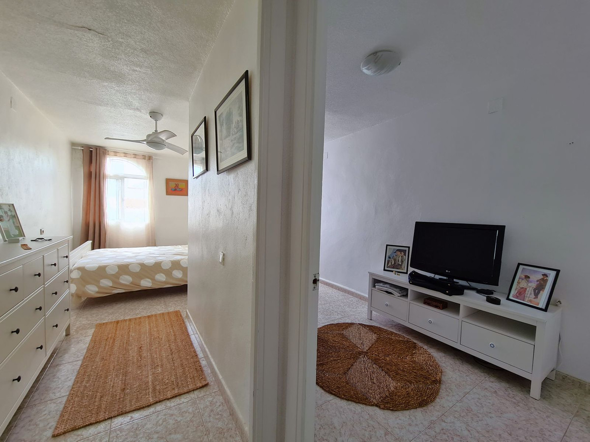 2 Bed, 2 Bath, HouseFor Sale, Punta Chullera, Malaga