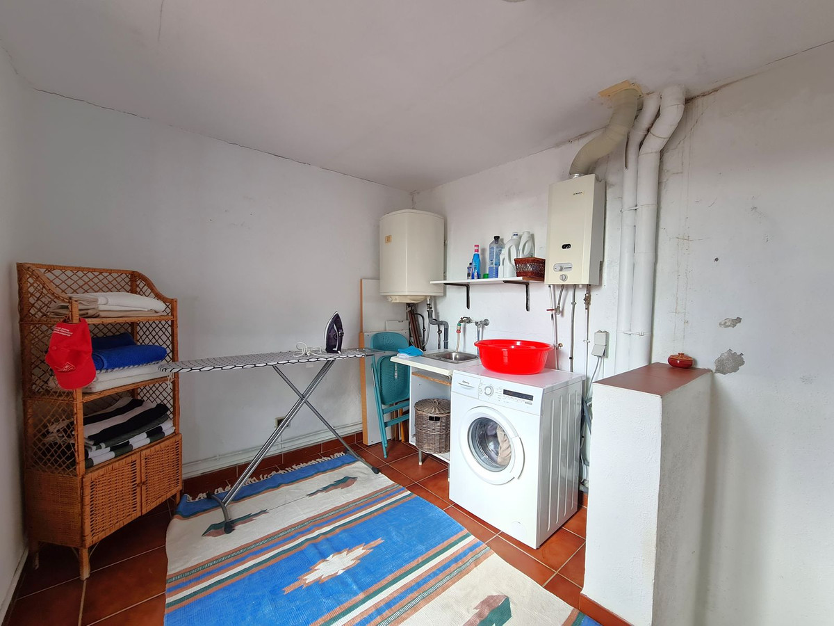 2 Bed, 2 Bath, HouseFor Sale, Punta Chullera, Malaga