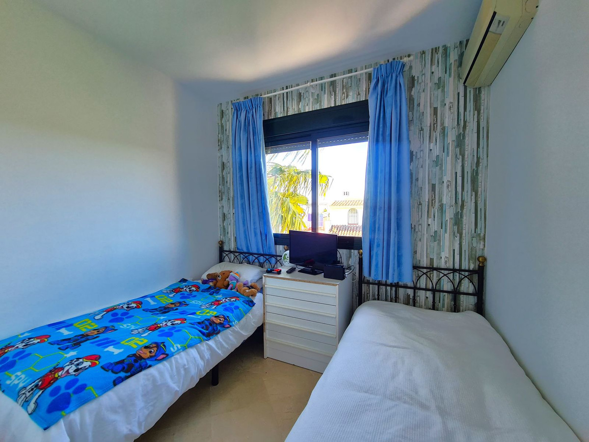 3 Bed, 2 Bath, HouseFor Sale, La Duquesa, Malaga