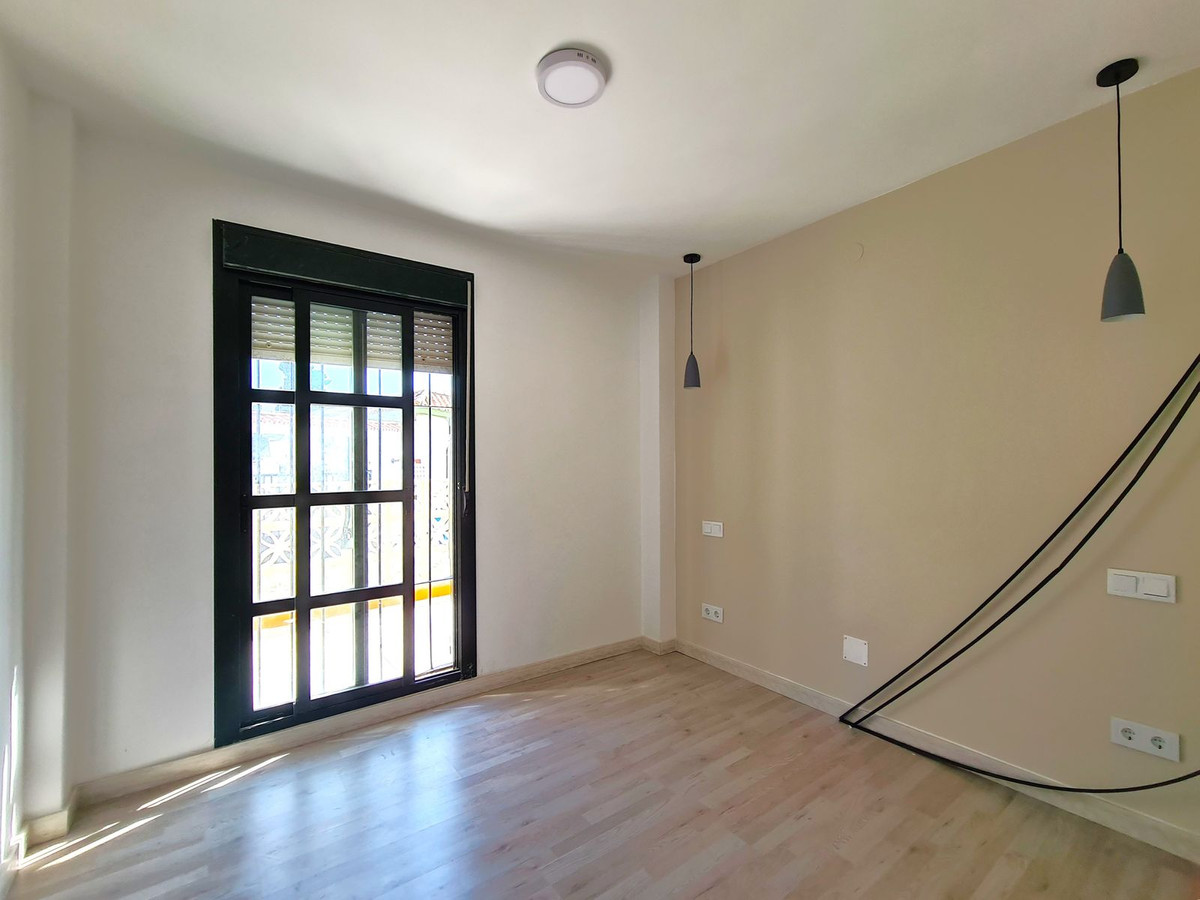 3 Bed, 1 Bath, ApartmentFor Sale, Manilva, Malaga