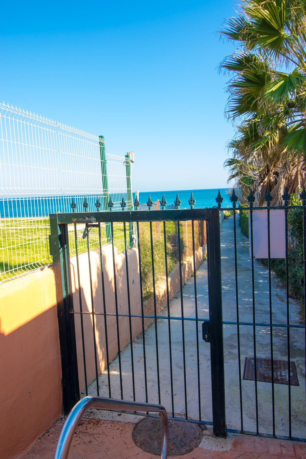 3 Bed, 1 Bath, ApartmentFor Sale, Manilva, Malaga 3 Bed, 1 Bath, ApartmentFor Sale, Manilva, Malaga