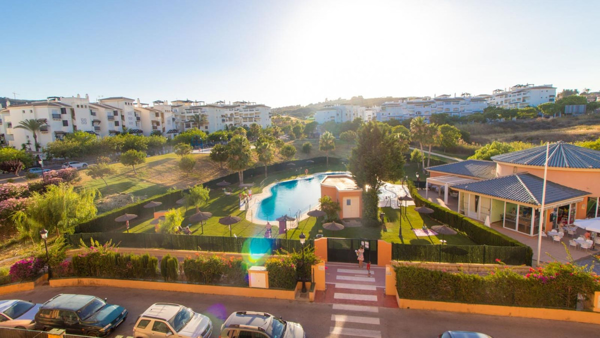 1 Bed, 1 Bath, ApartmentFor Sale, San Luis de Sabinillas, Malaga