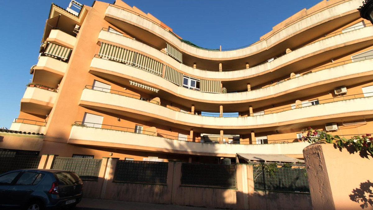1 Bed, 1 Bath, ApartmentFor Sale, San Luis de Sabinillas, Malaga