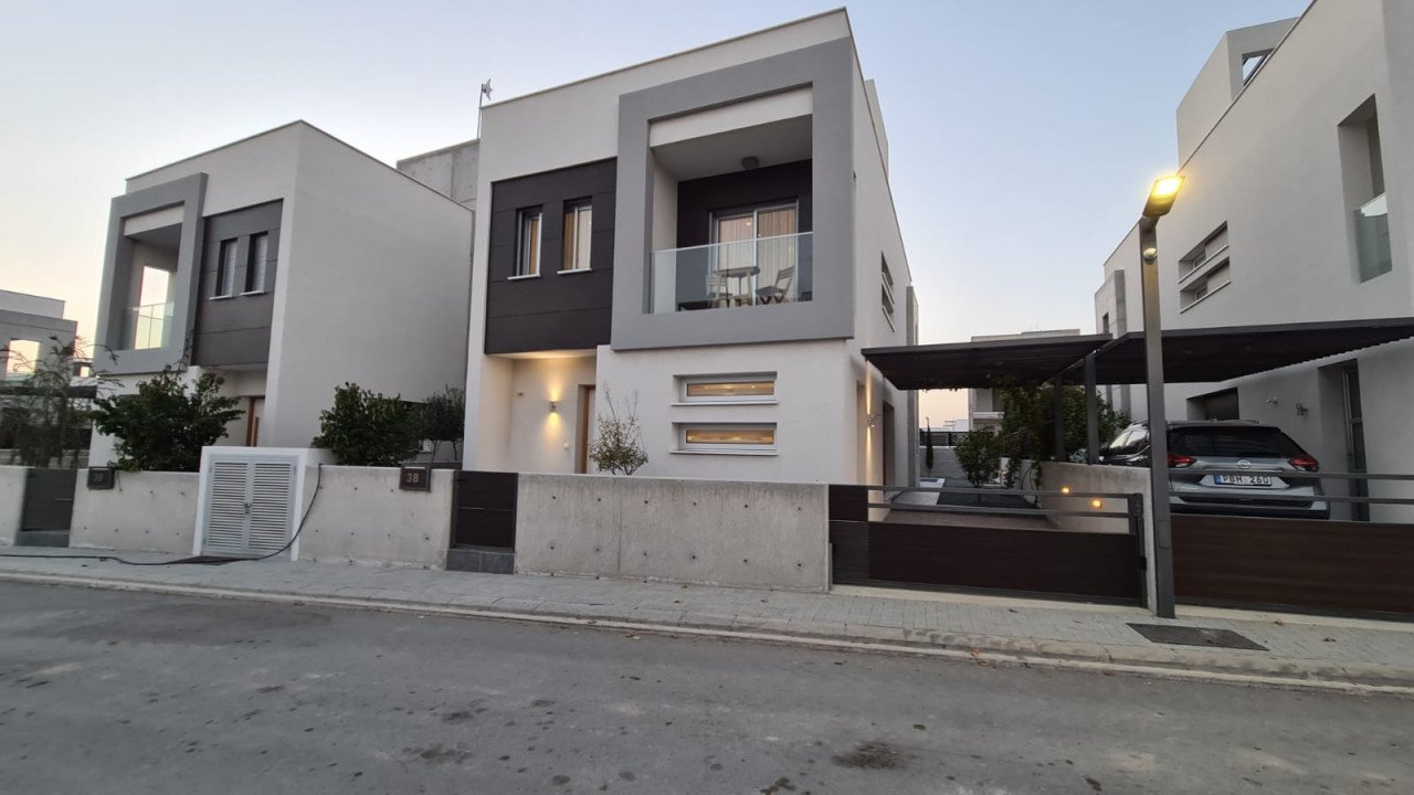 3 Bed, 2 Bath, HouseFor Sale, Geroskipou, Paphos
