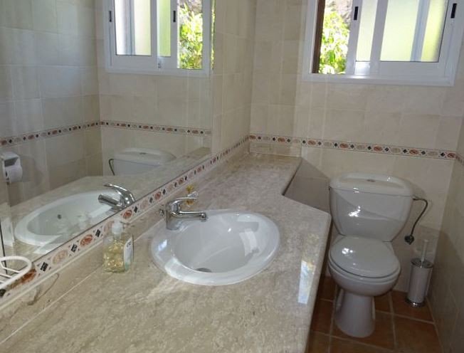 4 Bed, 4 Bath, HouseFor Sale, Tala, Paphos