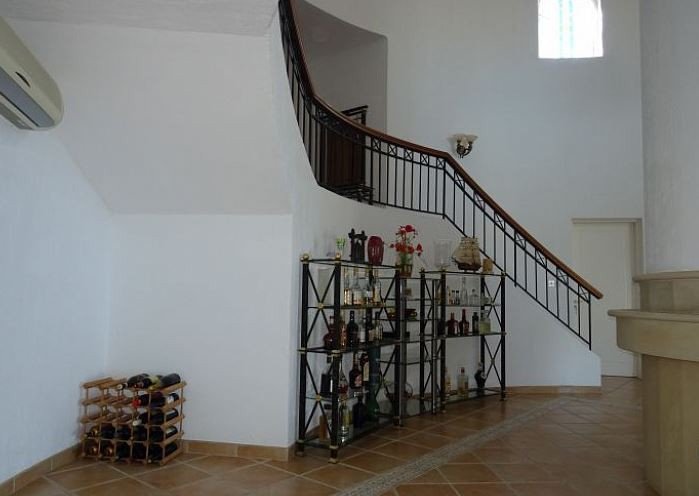 4 Bed, 4 Bath, HouseFor Sale, Tala, Paphos