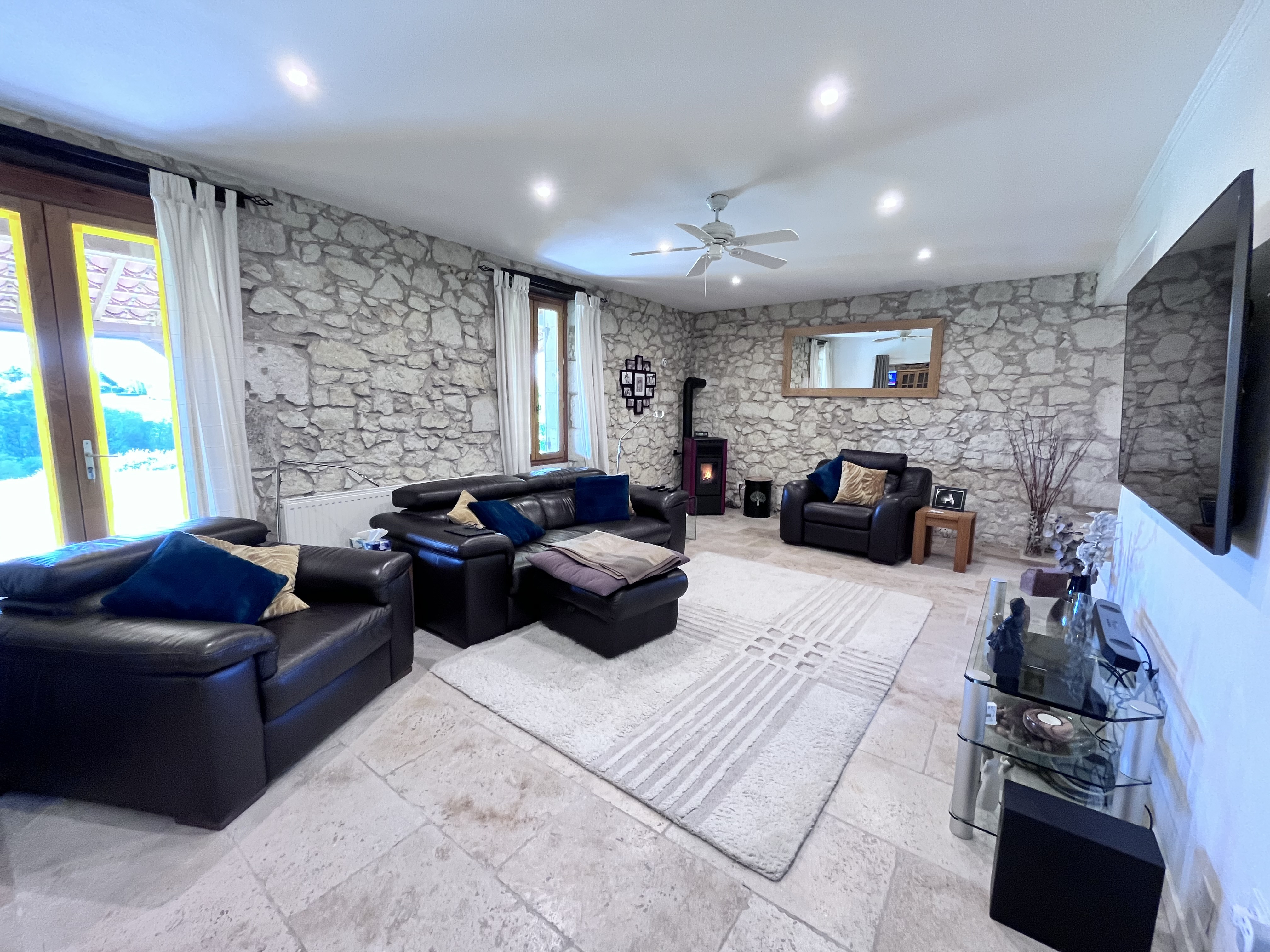 5 Bed, 1 Bath, HouseFor Sale, Pardaillan, Lot-et-Garonne, Aquitaine, 47120