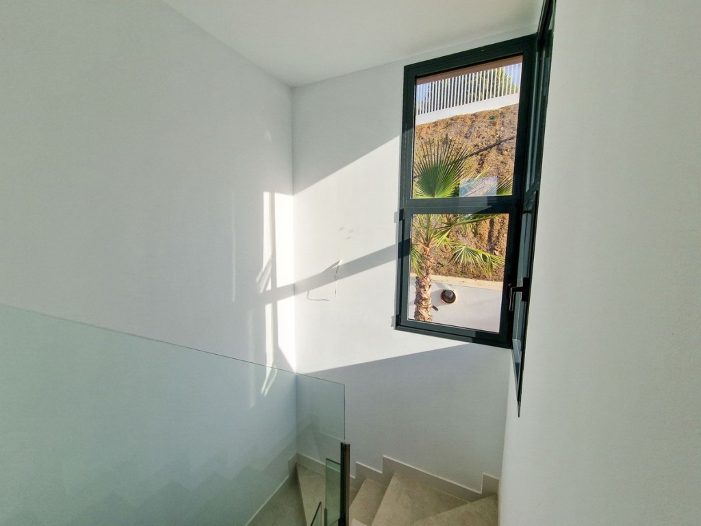 2 Bed, 2 Bath, ApartmentFor Sale, Cabopino, Malaga