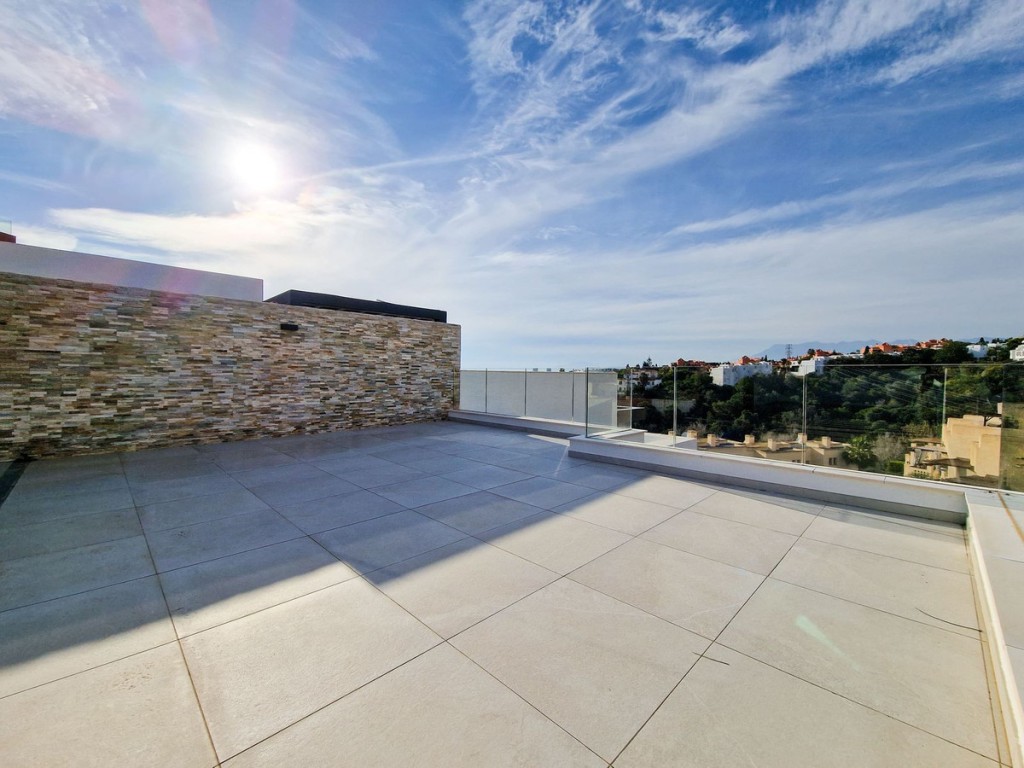 2 Bed, 2 Bath, ApartmentFor Sale, Cabopino, Malaga