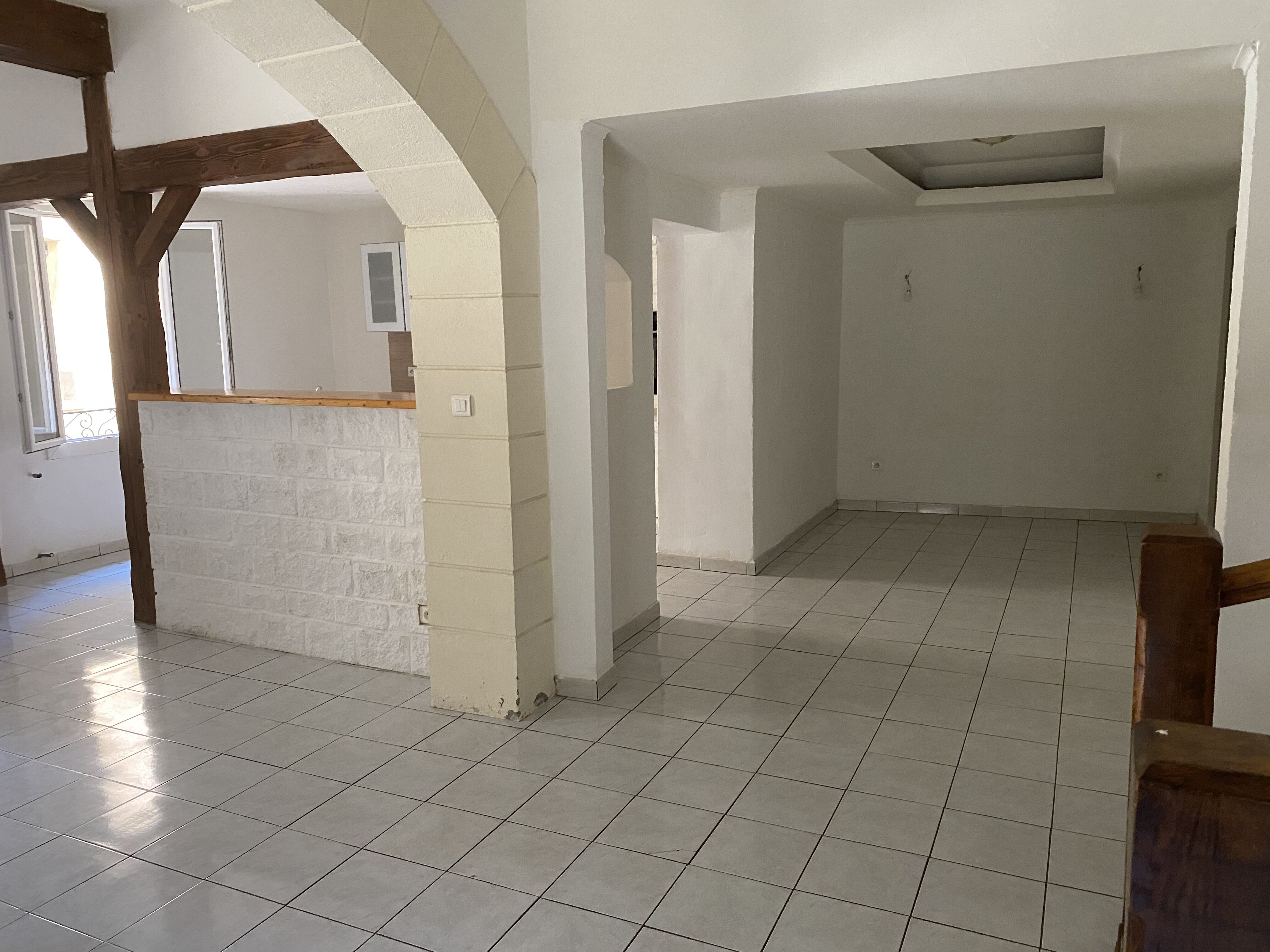 3 Bed, 1 Bath, HouseFor Sale, Laurens, Herault, Languedoc-Roussillon, 34480