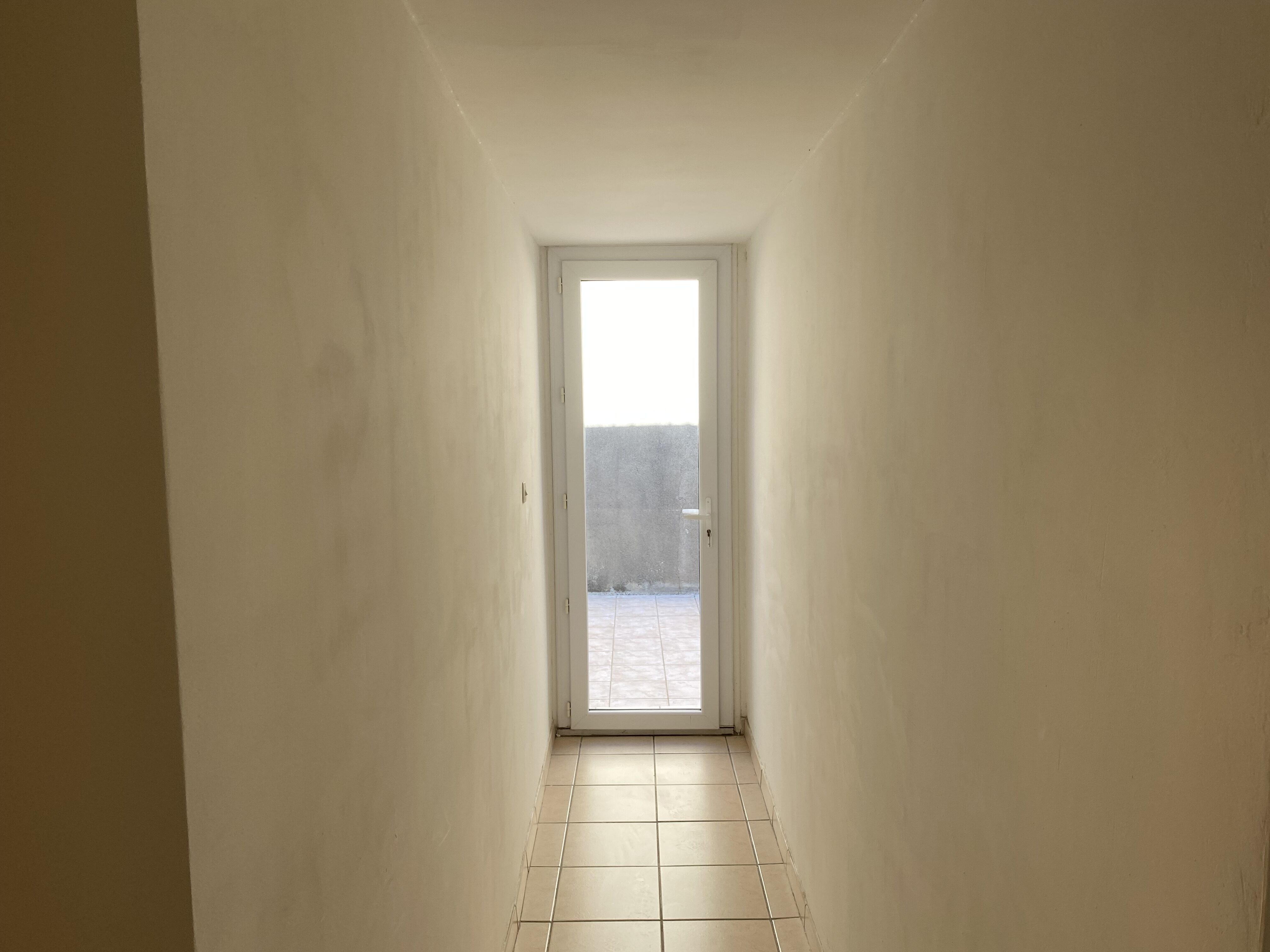 3 Bed, 1 Bath, HouseFor Sale, Laurens, Herault, Languedoc-Roussillon, 34480