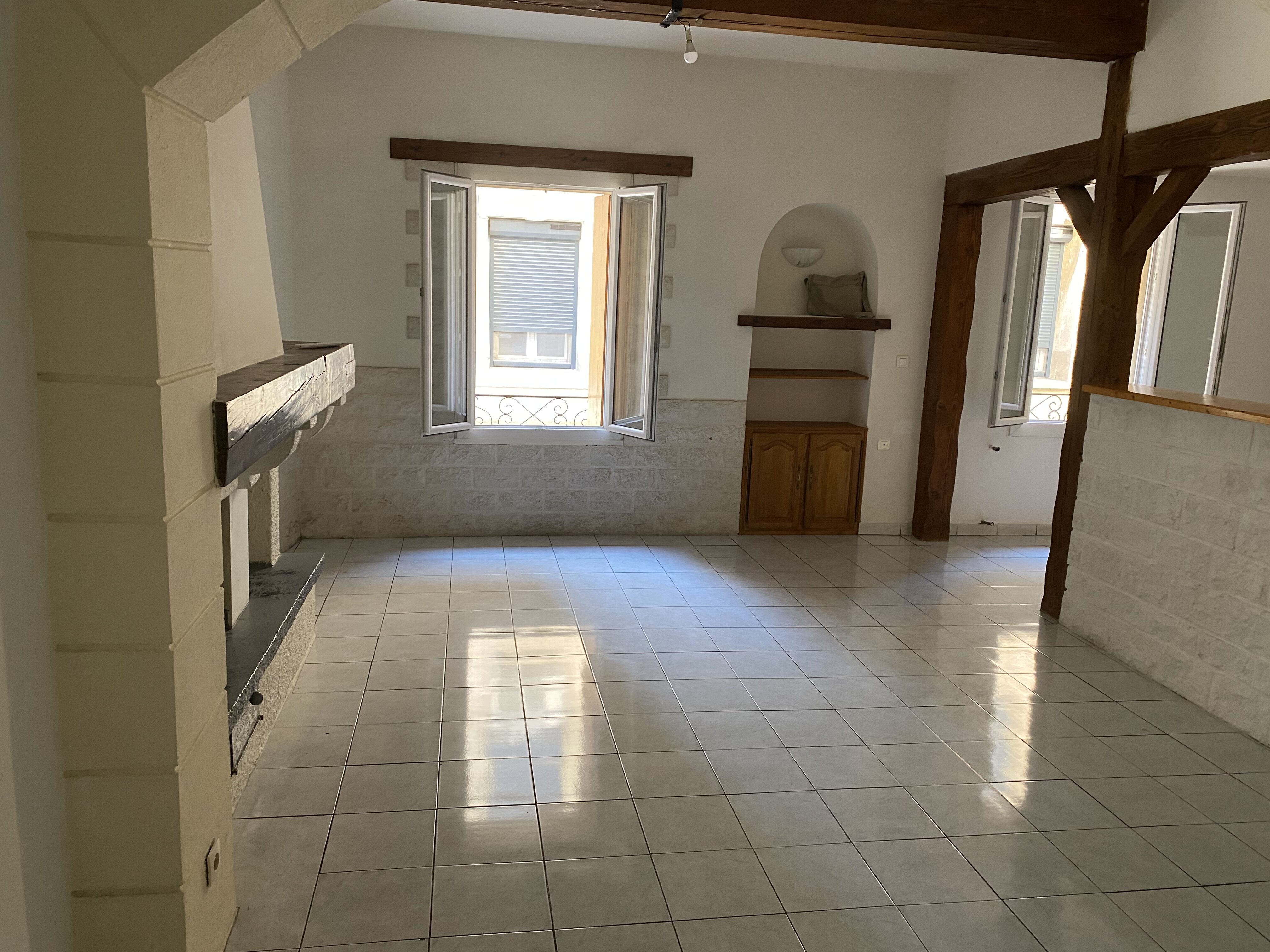 3 Bed, 1 Bath, HouseFor Sale, Laurens, Herault, Languedoc-Roussillon, 34480