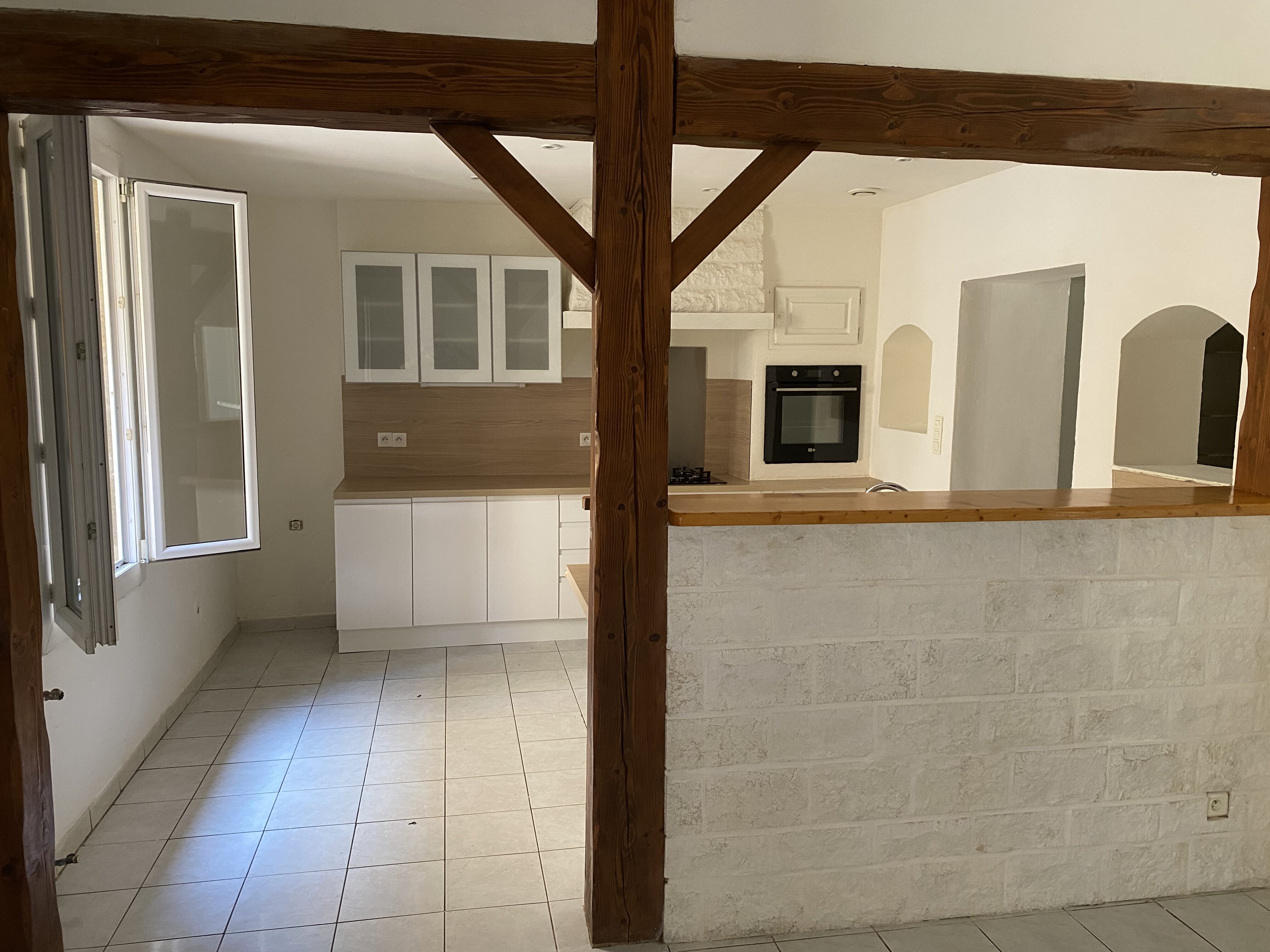 3 Bed, 1 Bath, HouseFor Sale, Laurens, Herault, Languedoc-Roussillon, 34480
