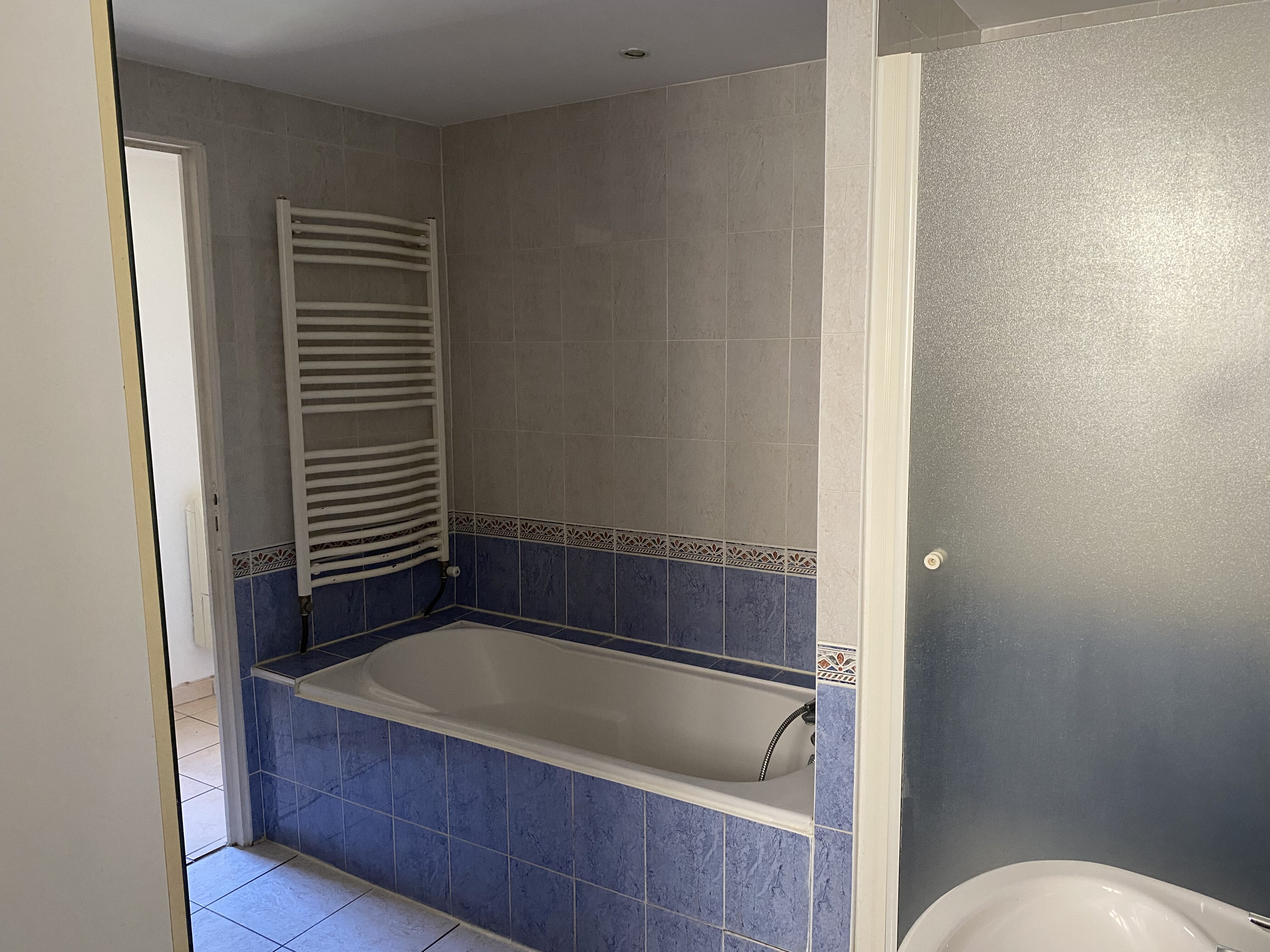 3 Bed, 1 Bath, HouseFor Sale, Laurens, Herault, Languedoc-Roussillon, 34480