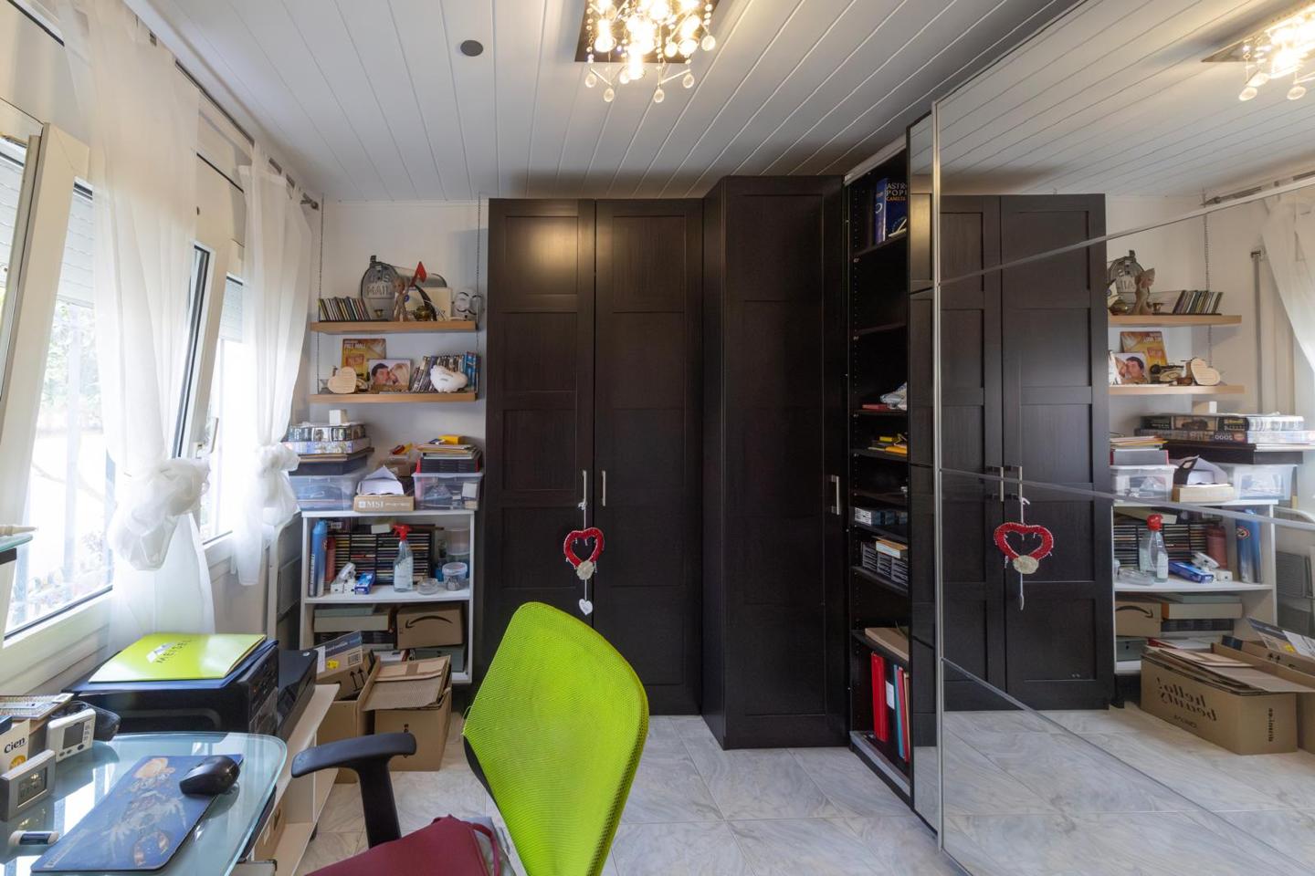 5 Bed, 2 Bath, HouseFor Sale, Empuriabrava, Girona, 17487 5 Bed, 2 Bath, HouseFor Sale, Empuriabrava, Girona, 17487