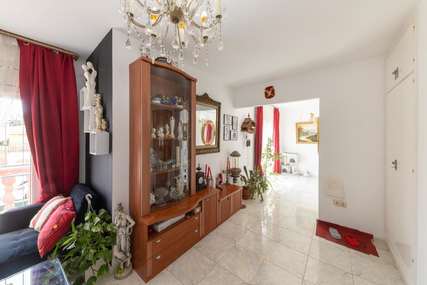 5 Bed, 2 Bath, HouseFor Sale, Empuriabrava, Girona, 17487 5 Bed, 2 Bath, HouseFor Sale, Empuriabrava, Girona, 17487