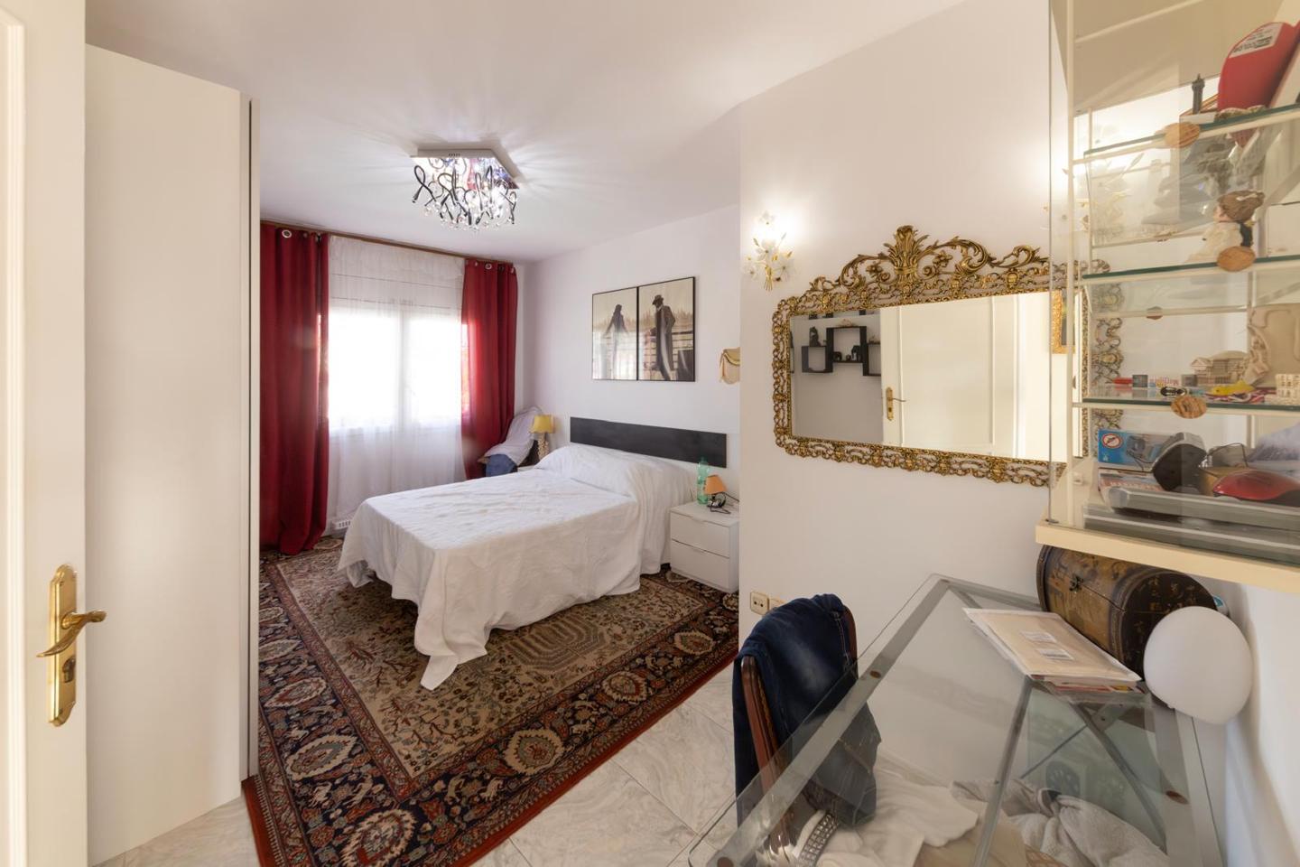 5 Bed, 2 Bath, HouseFor Sale, Empuriabrava, Girona, 17487 5 Bed, 2 Bath, HouseFor Sale, Empuriabrava, Girona, 17487