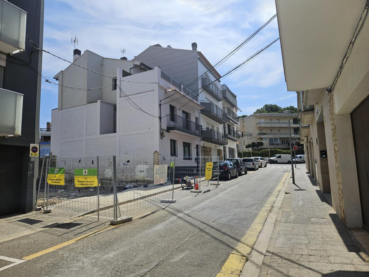 3 Bed, 3 Bath, ApartmentFor Sale, Roses, Girona, 17480 3 Bed, 3 Bath, ApartmentFor Sale, Roses, Girona, 17480
