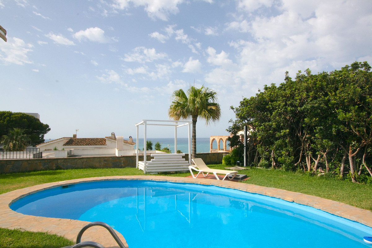2 Bed, 2 Bath, HouseFor Sale, Torremuelle, Malaga