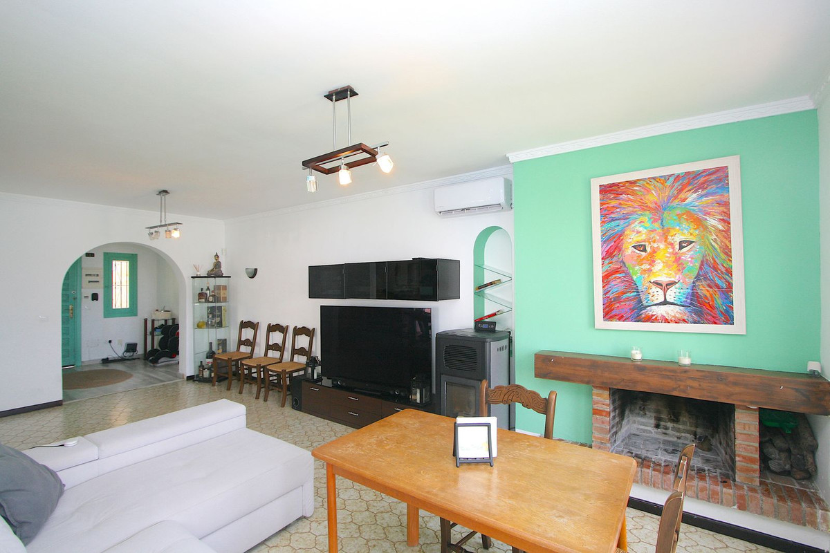 2 Bed, 2 Bath, HouseFor Sale, Torremuelle, Malaga