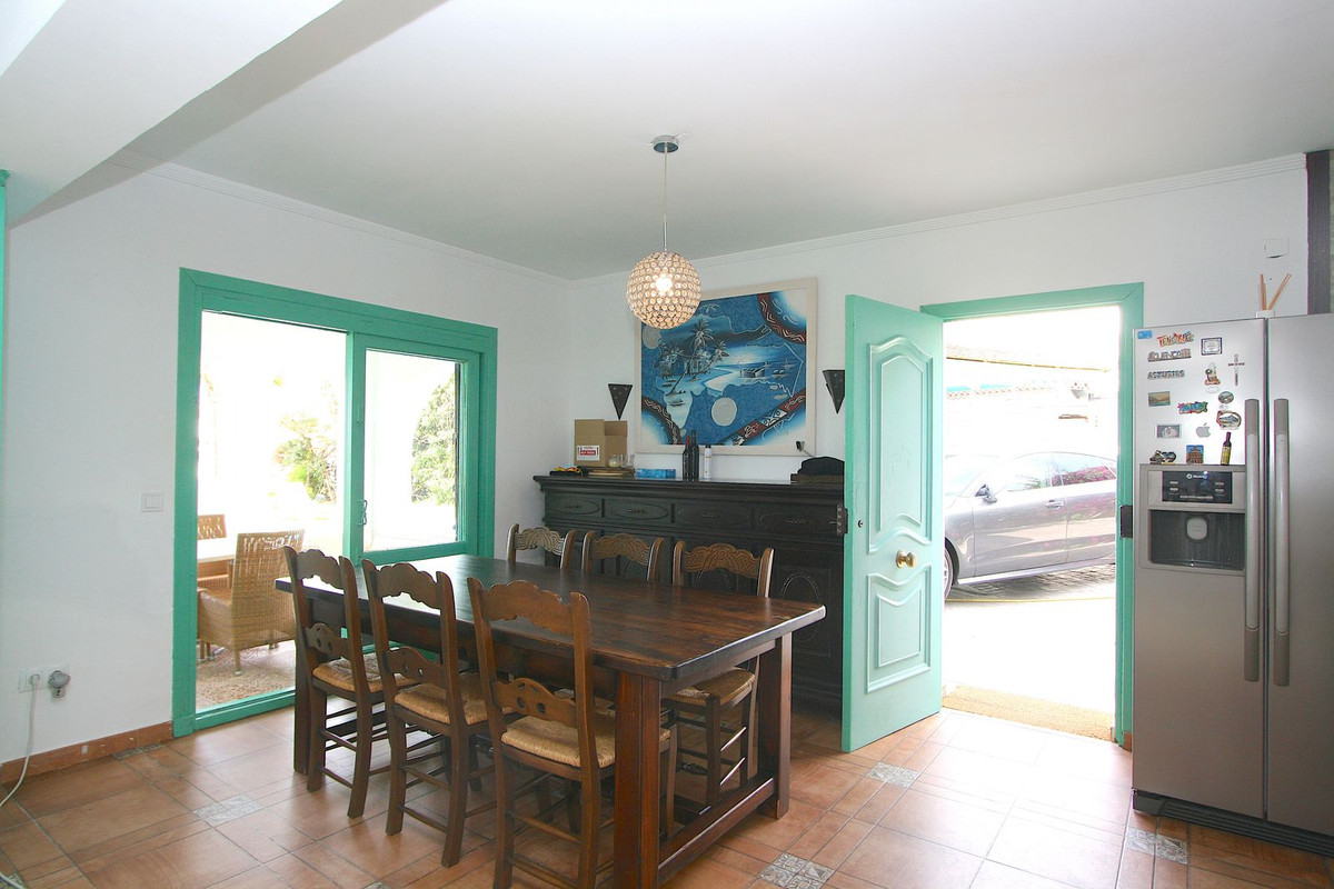 2 Bed, 2 Bath, HouseFor Sale, Torremuelle, Malaga