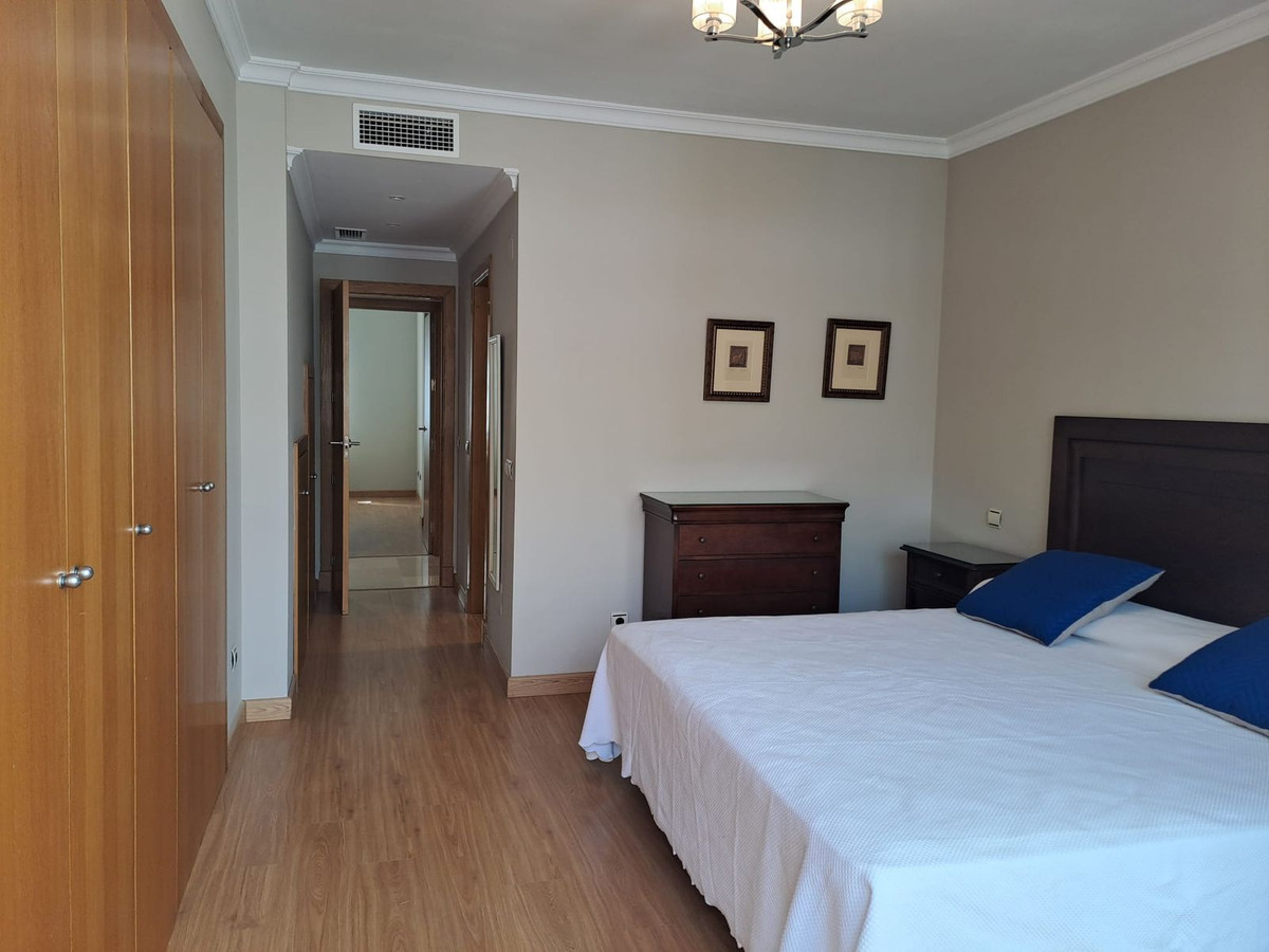 2 Bed, 2 Bath, ApartmentFor Sale, Estepona, Malaga