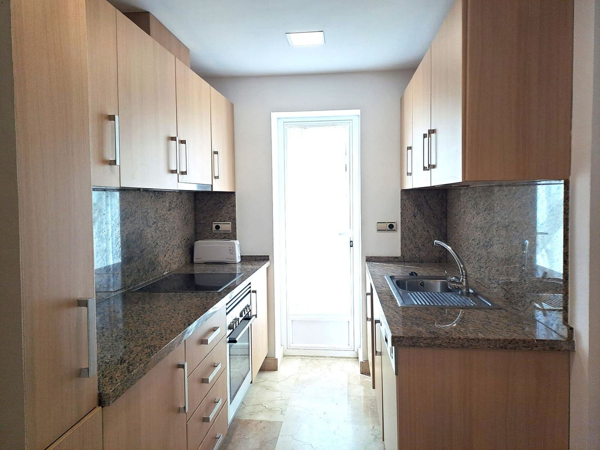 2 Bed, 2 Bath, ApartmentFor Sale, Estepona, Malaga