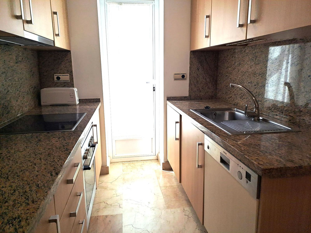 2 Bed, 2 Bath, ApartmentFor Sale, Estepona, Malaga