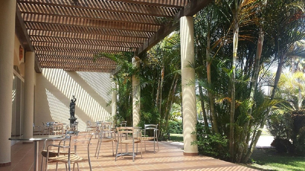 2 Bed, 2 Bath, ApartmentFor Sale, Estepona, Malaga