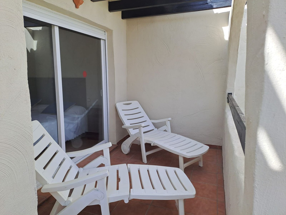 2 Bed, 2 Bath, ApartmentFor Sale, Estepona, Malaga