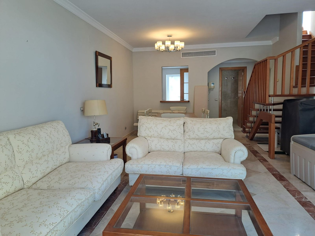 2 Bed, 2 Bath, ApartmentFor Sale, Estepona, Malaga